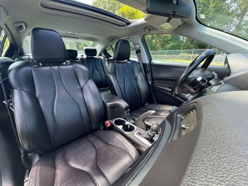 2019 Acura ILX 4dr - Image 33