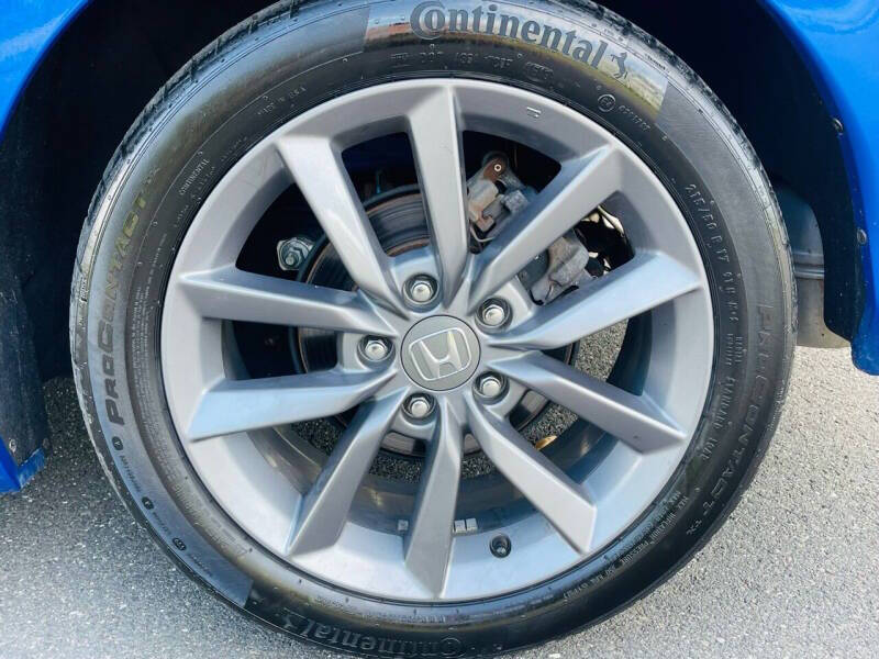 2019 Honda Civic EX - Image 18