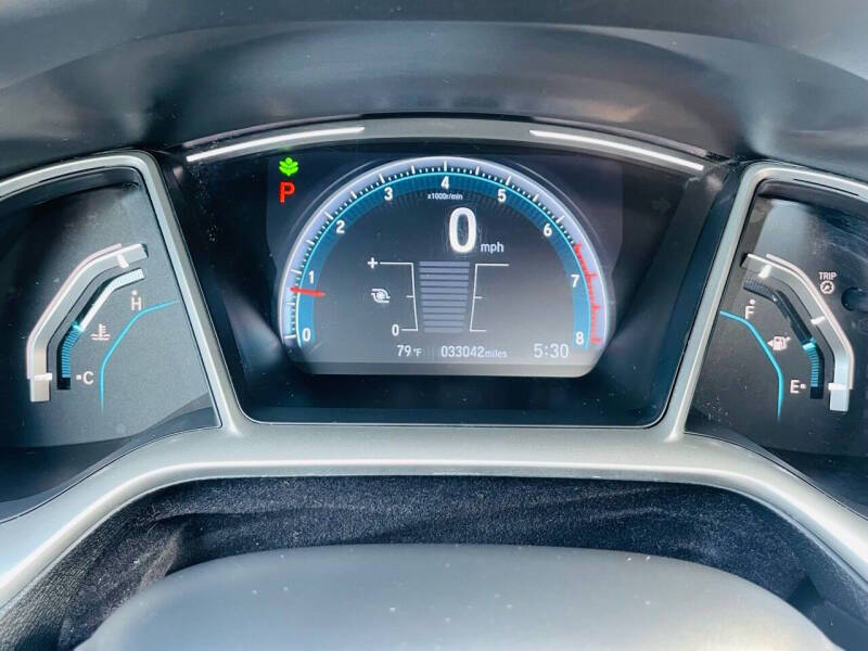 2019 Honda Civic EX - Image 10