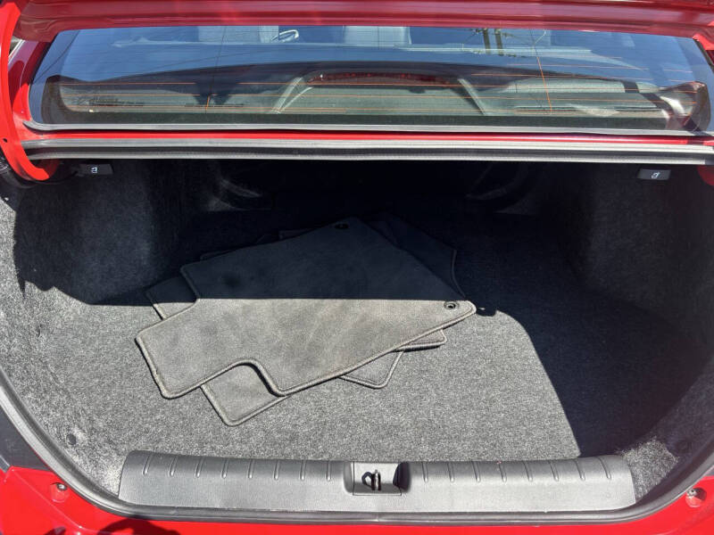 2019 Honda Civic Sport - Image 14