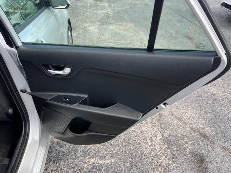 2019 Kia Rio LX - Image 18
