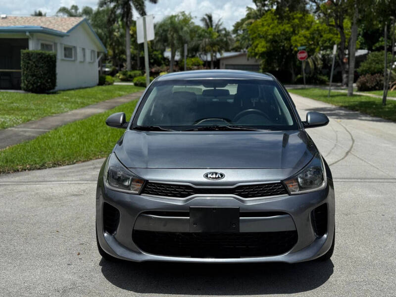 2019 Kia Rio S - Image 2