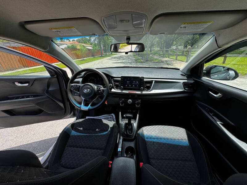 2019 Kia Rio S - Image 12
