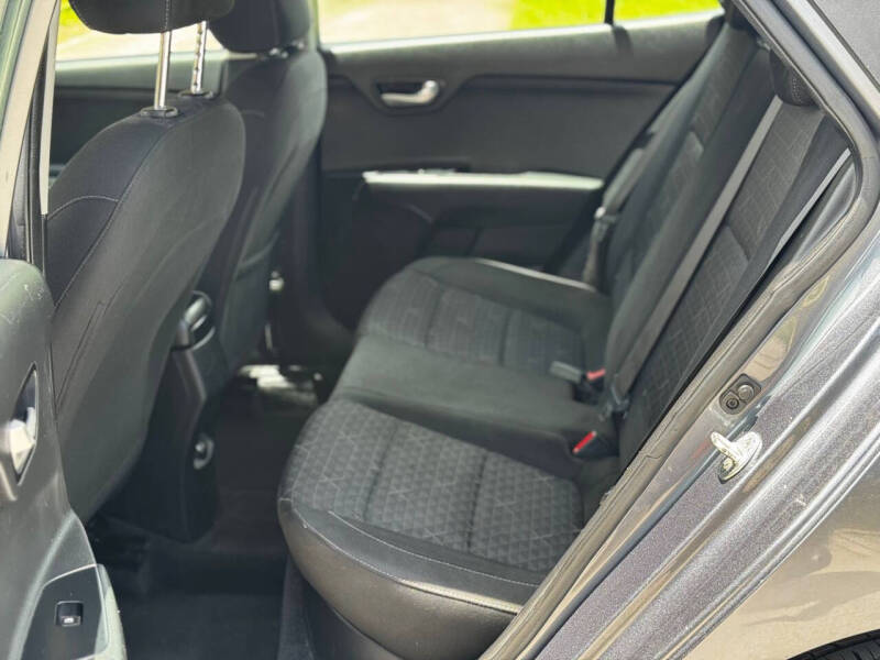 2019 Kia Rio S - Image 14