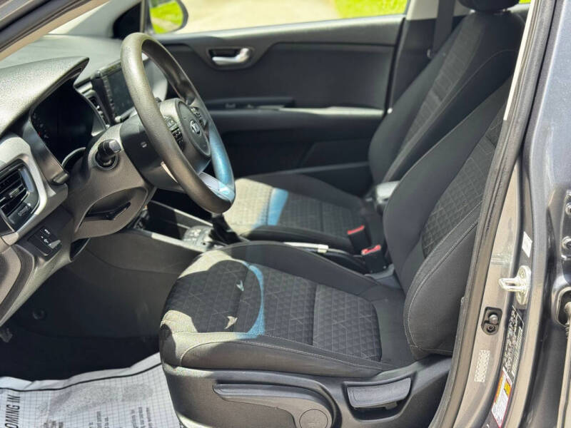 2019 Kia Rio S - Image 16