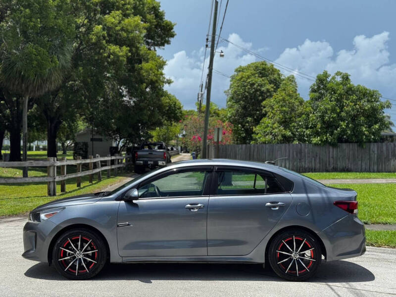 2019 Kia Rio S - Image 3
