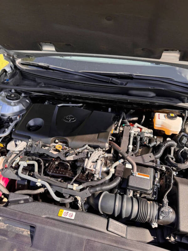 2019 Toyota Avalon Hybrid Limited - Image 11