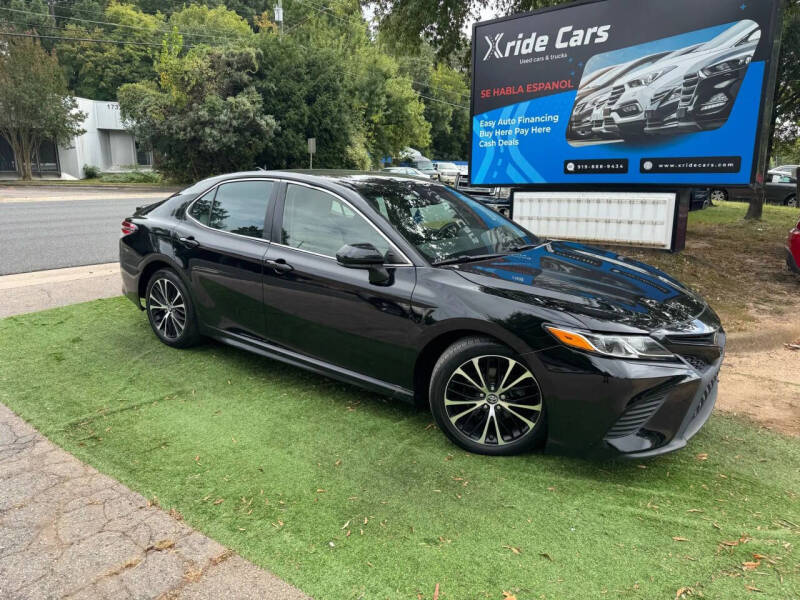 2019 Toyota Camry SE - Image 2