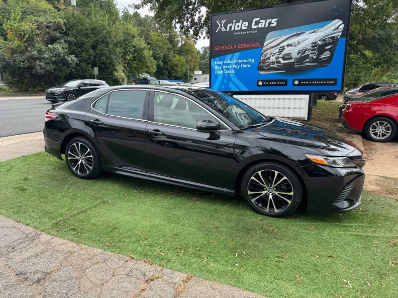 2019 Toyota Camry SE - Image 3