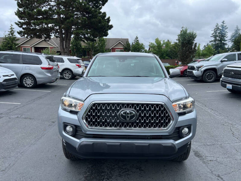 2019 Toyota Tacoma SR5 V6 4x4 SR5 V6 4dr Double Cab 5.0 ft SB - Image 2