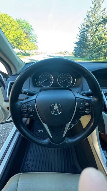 2020 Acura TLX 4dr - Image 13