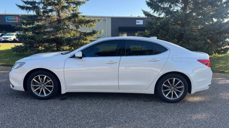 2020 Acura TLX 4dr - Image 4
