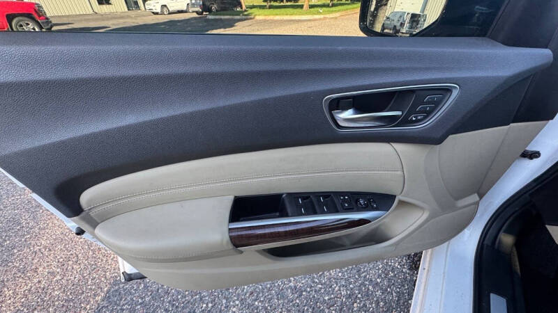 2020 Acura TLX 4dr - Image 10