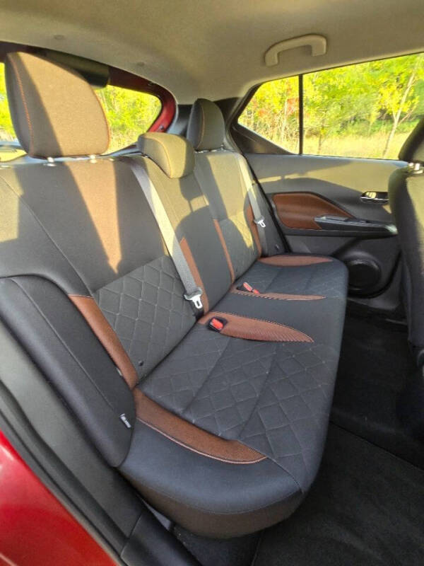 2020 Nissan Kicks SR - Image 20