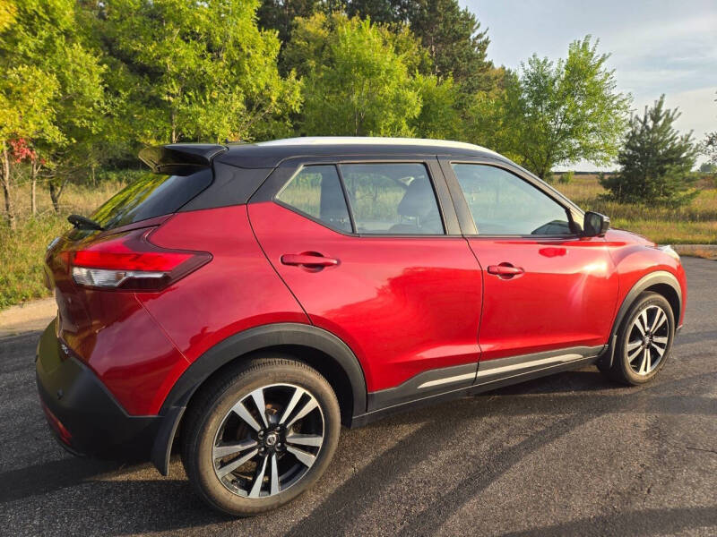 2020 Nissan Kicks SR - Image 3