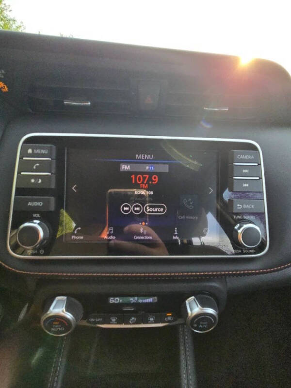 2020 Nissan Kicks SR - Image 10