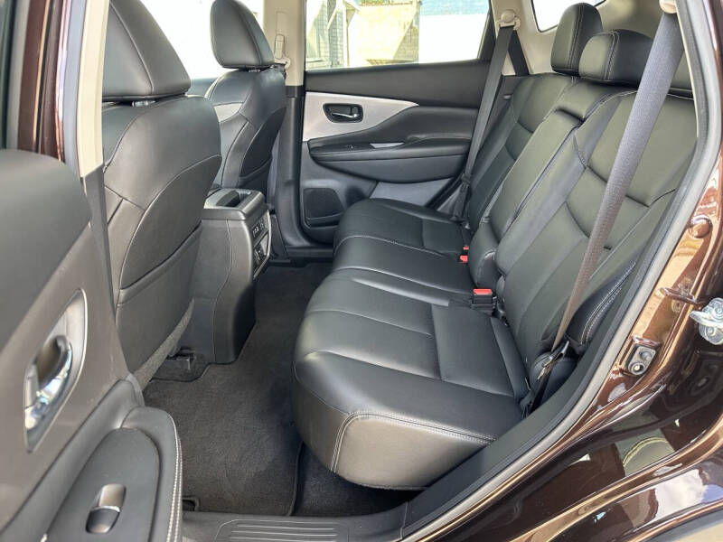 2020 Nissan Murano SL - Image 12