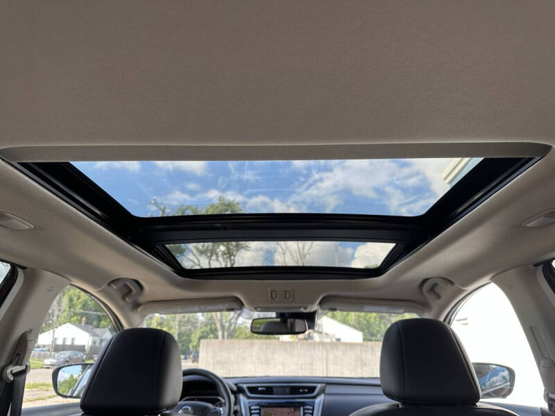2020 Nissan Murano SL - Image 42