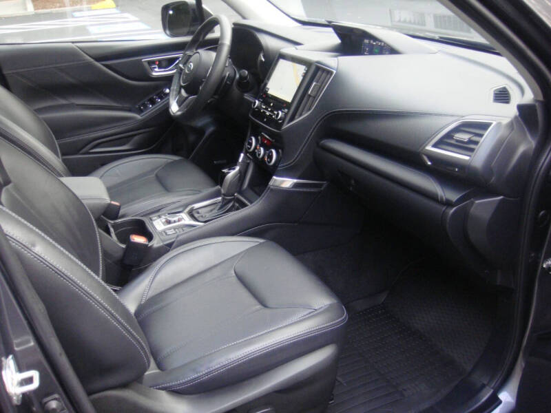 2021 Subaru Forester Touring - Image 15