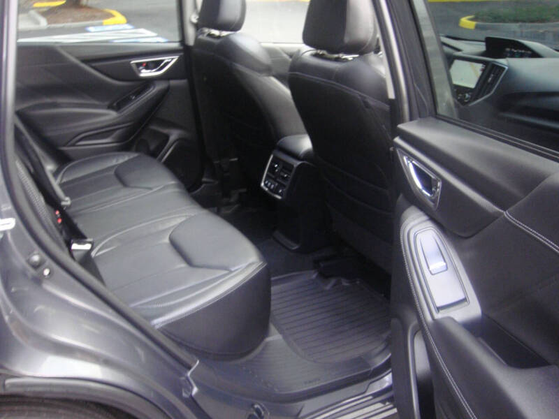 2021 Subaru Forester Touring - Image 9