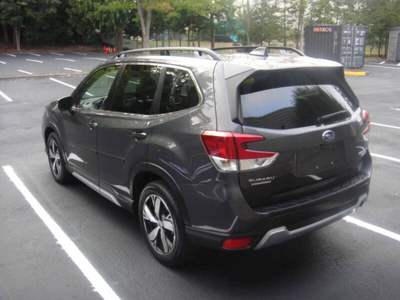 2021 Subaru Forester Touring - Image 19