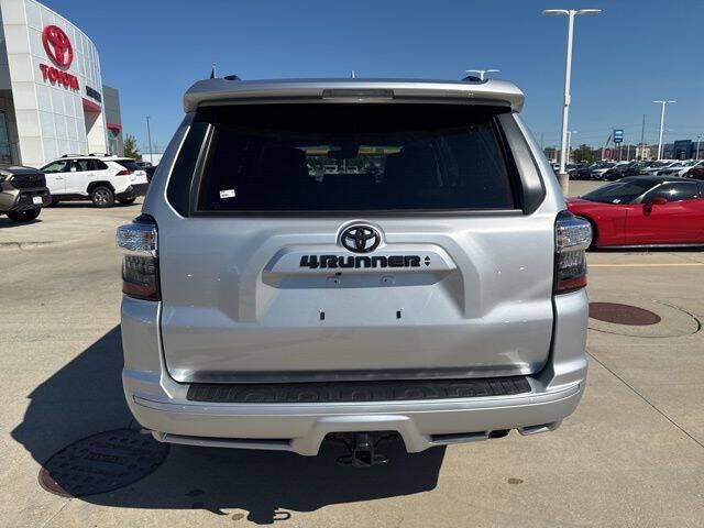 2023 Toyota 4Runner TRD Sport 4x4 TRD Sport 4dr - Image 4