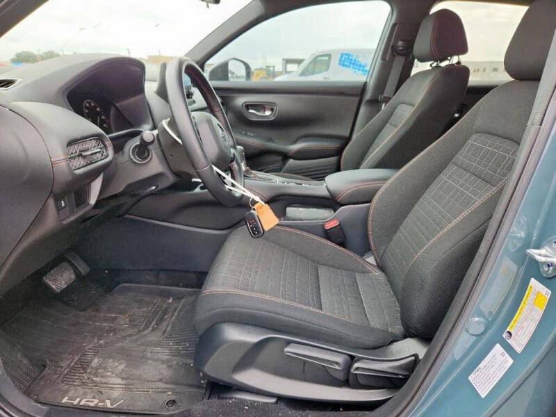 2025 Honda HR-V Sport Sport 4dr Crossover - Image 6