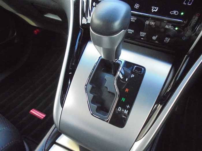 2017 Toyota Harrier - Image 9
