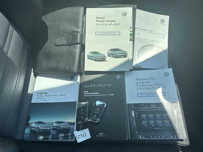 2019 Volkswagen Passat - Image 8