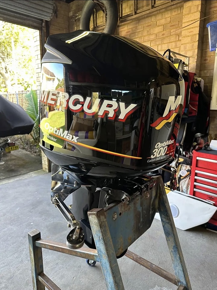 2007 Mercury 300xs - Image 2