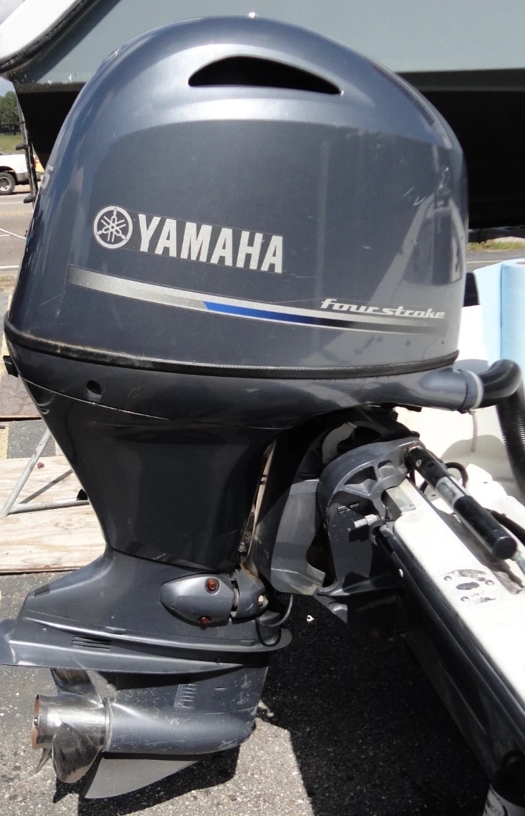 2015 Yamaha 115hp 4 stroke OUTBOARD Motor - Image 3