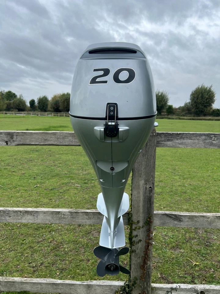 2016 Honda 20hp 4-Stroke Short Shaft