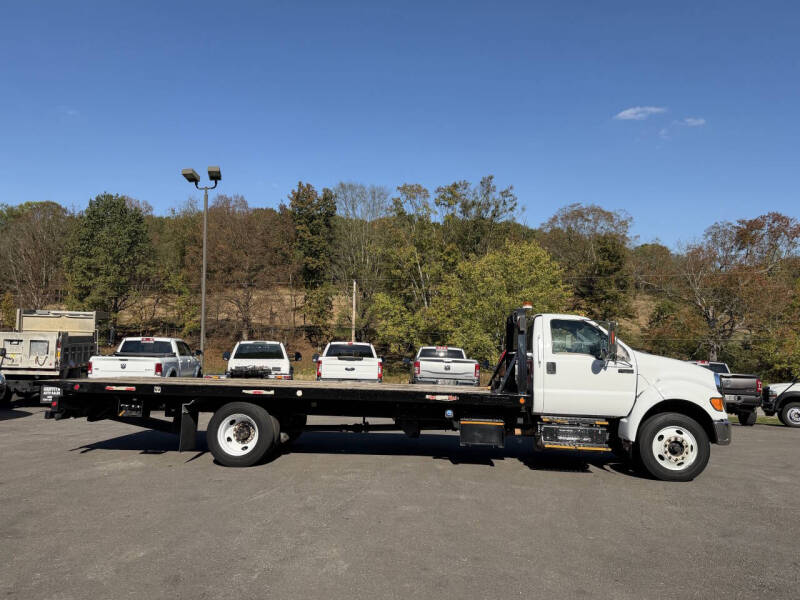 2013 Ford F-750 Super Duty Regular Cab Rollback