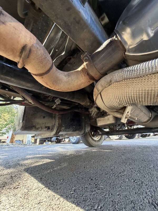 2013 Ford F-750 Super Duty Regular Cab Rollback - Image 45