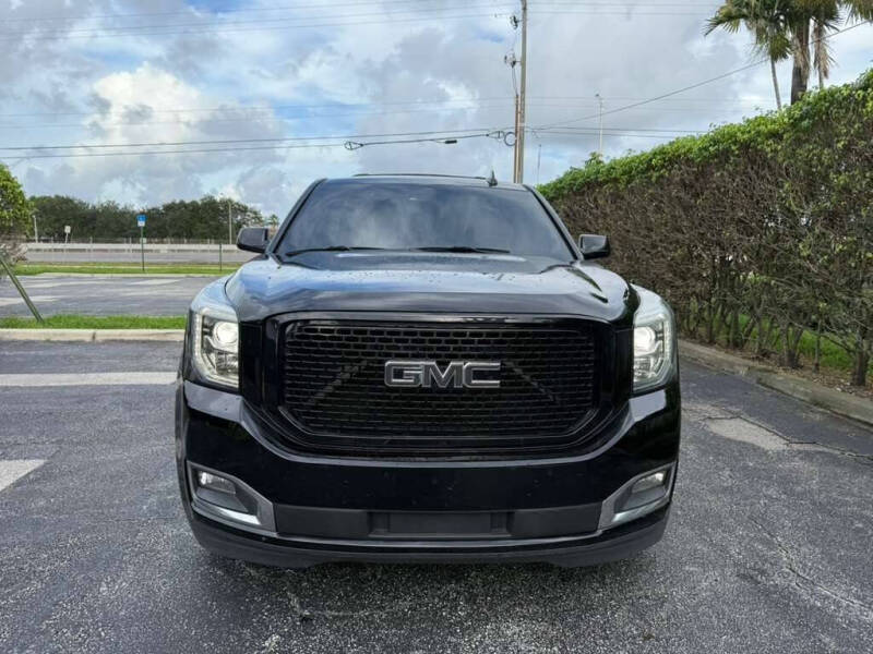 2016 GMC Yukon XL Denali - Image 2