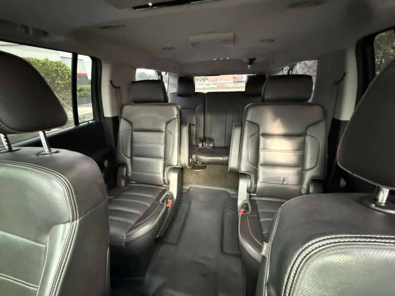 2016 GMC Yukon XL Denali - Image 15