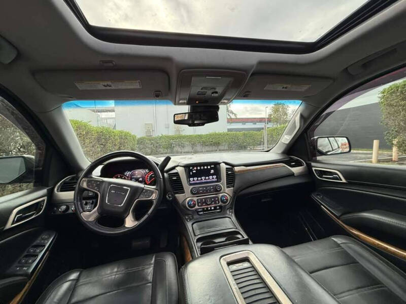 2016 GMC Yukon XL Denali - Image 18