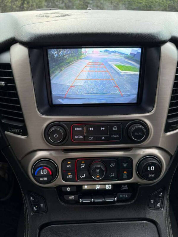 2016 GMC Yukon XL Denali - Image 20