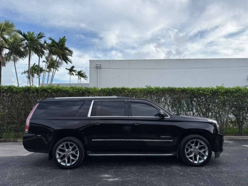 2016 GMC Yukon XL Denali - Image 4