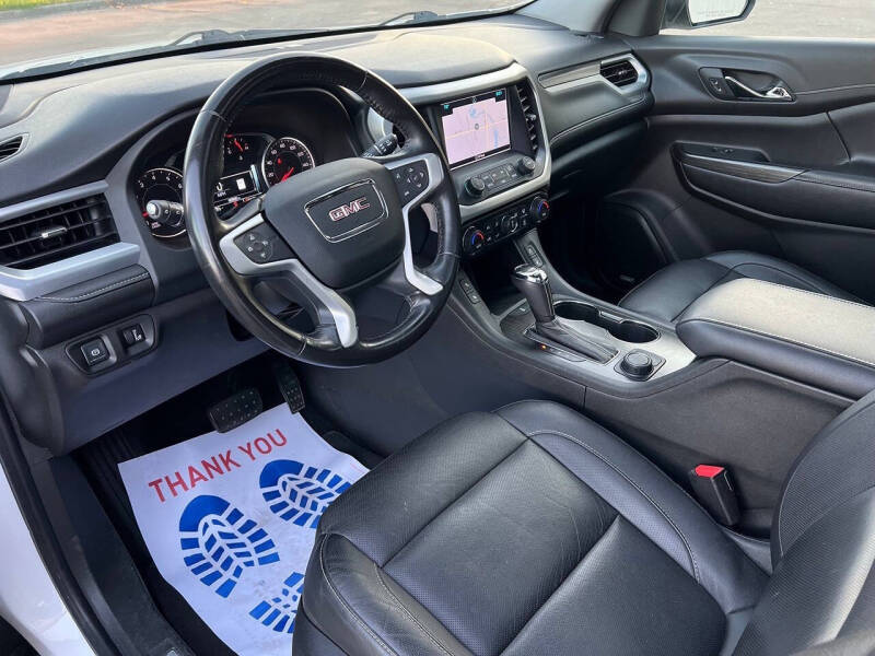 2019 GMC Acadia SLT-1 - Image 25