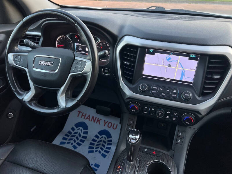 2019 GMC Acadia SLT-1 - Image 26