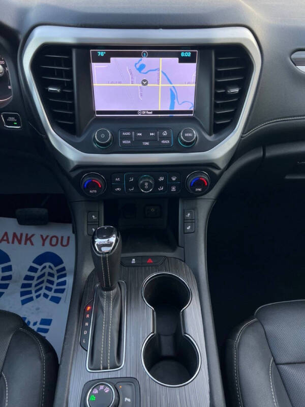 2019 GMC Acadia SLT-1 - Image 27