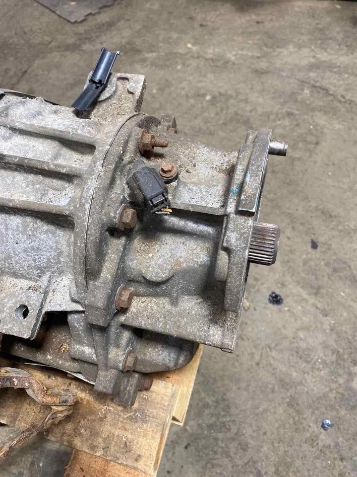2010 to 2015  Ford F450 Automatic Transmission - Image 5