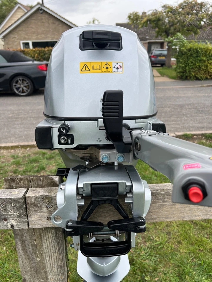 2016 Honda 20hp 4-Stroke Short Shaft - Image 6