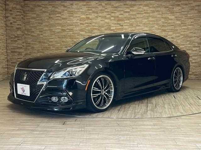 Toyota Crown 2013 G - Image 14