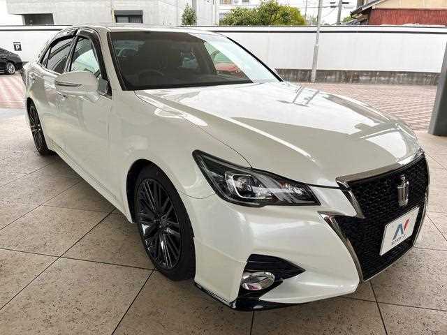 Toyota Crown 2016