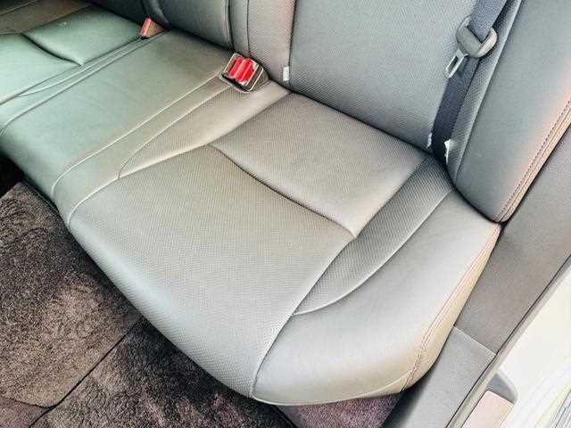 Toyota Crown 2012 - Image 20