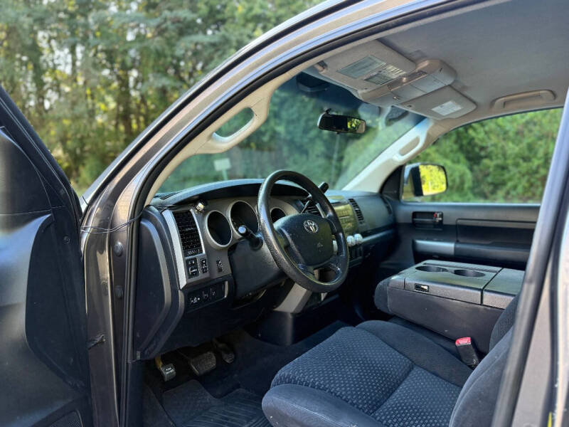 2011 Toyota Tundra Grade - Image 10