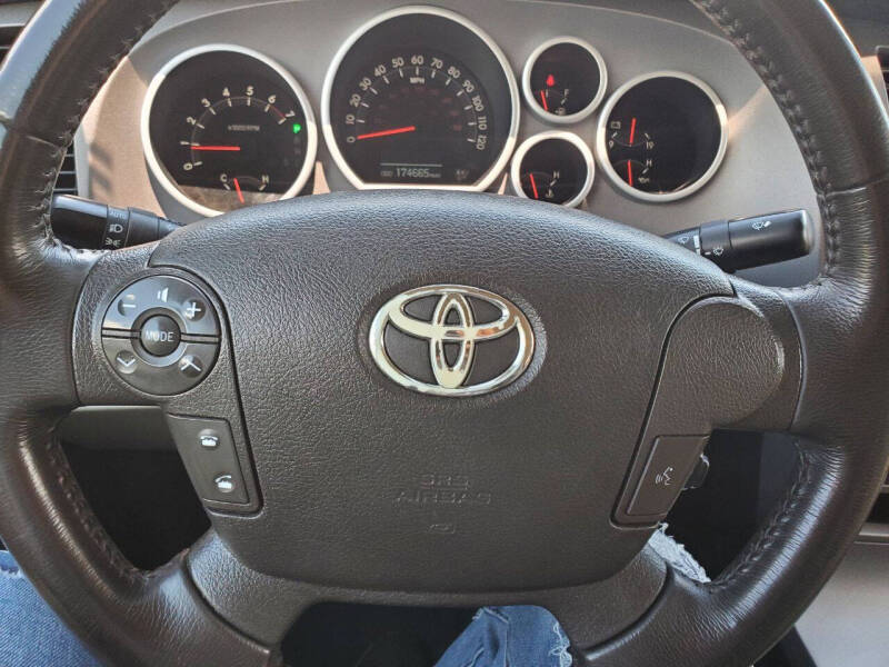 2011 Toyota Tundra Limited - Image 19