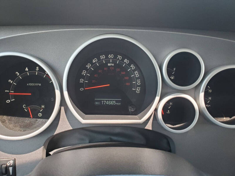 2011 Toyota Tundra Limited - Image 20